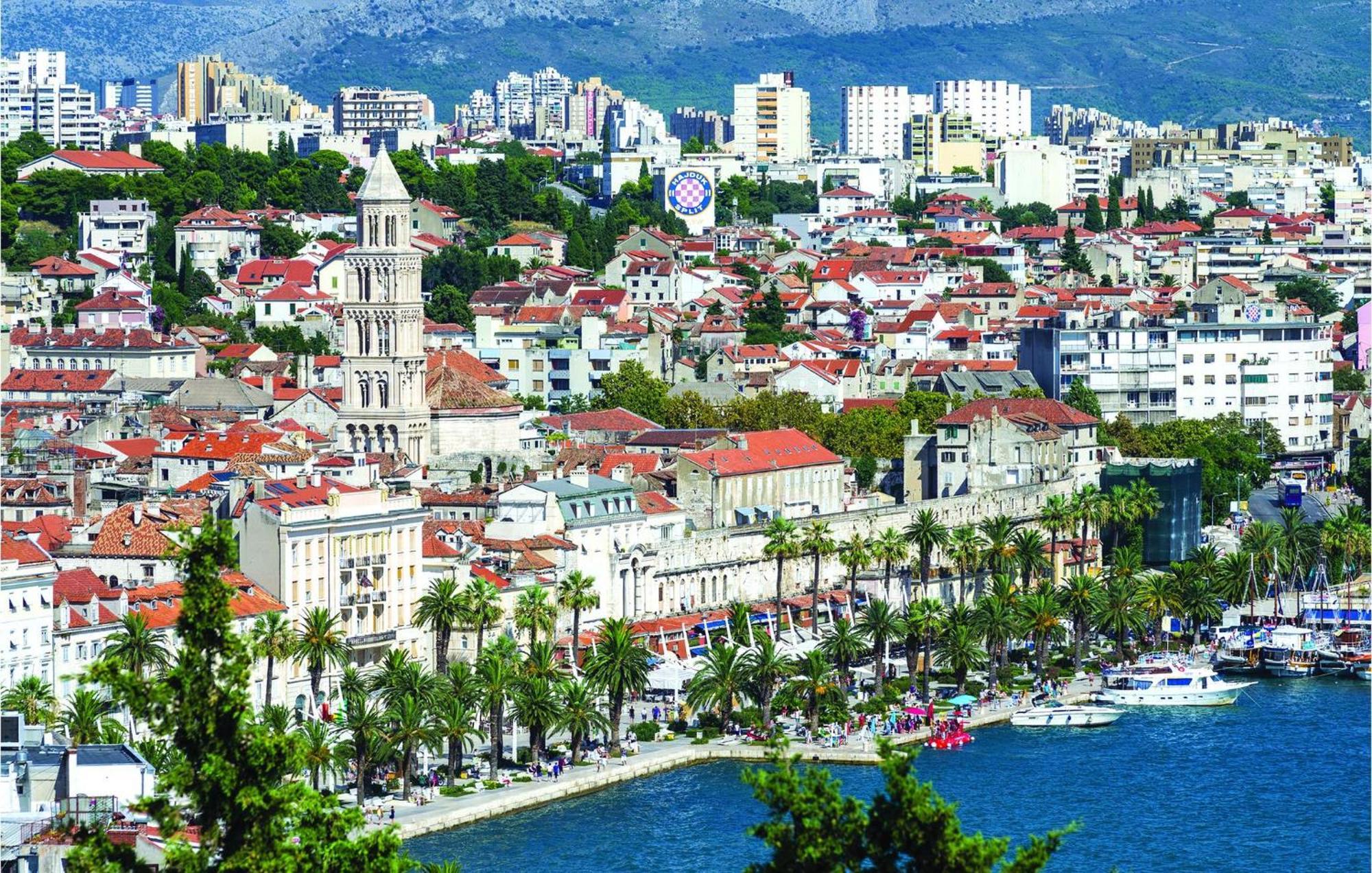 Lovely Home In Split With Jacuzzi Екстер'єр фото