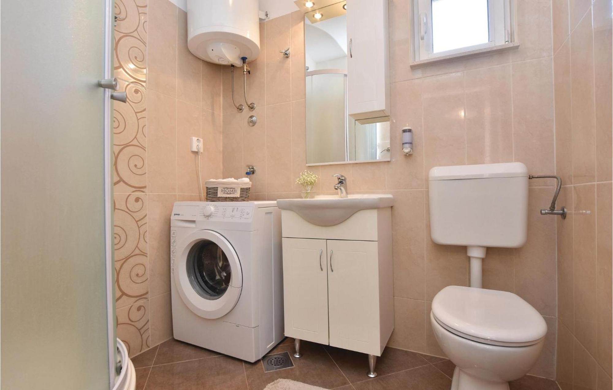 Lovely Home In Split With Jacuzzi Екстер'єр фото